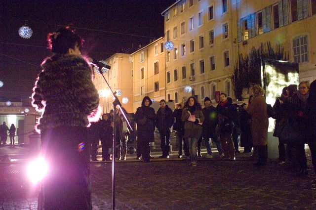 IMG_014 Adila Carles, Chant lyrique pour le coup d'envoi